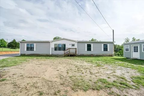 320 Maple Dr, Rock Island, TN 38581