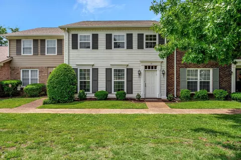 311 Plantation Ct, Nashville, TN 37221