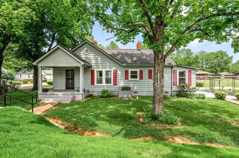 621 Carver Ave, Murfreesboro, TN 37130