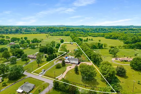 2100 Neelys Bend Rd, Madison, TN 37115