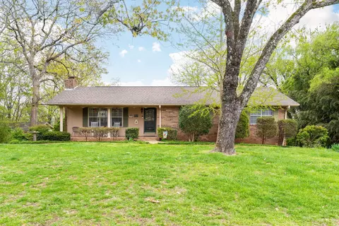 5116 Hunter Trl, Hixson, TN 37343