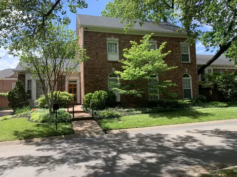 204 Burlington Pl, Nashville, TN 37215