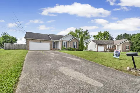 254 Moncrest Dr, Clarksville, TN 37042