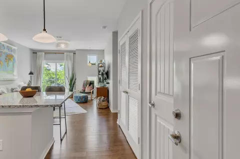 1122 Litton Ave #207, Nashville, TN 37216
