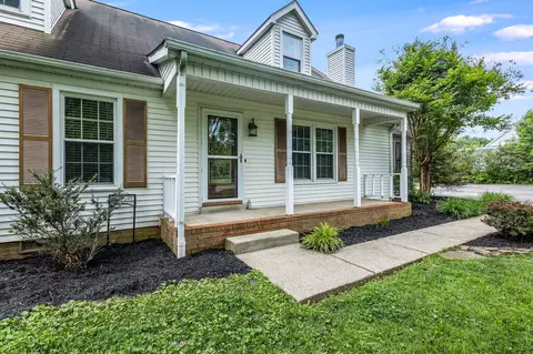 4157 Premier Dr, Murfreesboro, TN 37128