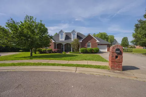 1950 Legare Ct, Murfreesboro, TN 37128