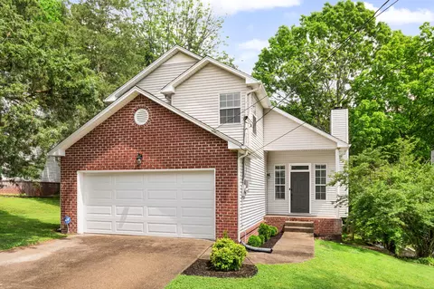 500 Cedar Forest Ct, Nashville, TN 37221