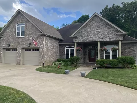 962 Willow Cir, Clarksville, TN 37043