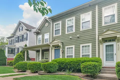 8704 Gauphin Pl, Nashville, TN 37211