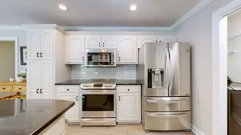 Kitchen - 747 John Wright Rd, Mount Juliet, TN 37122 photo 5 of 5