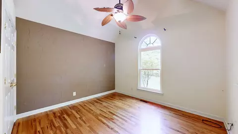Bedroom - 747 John Wright Rd, Mount Juliet, TN 37122 photo 5 of 6