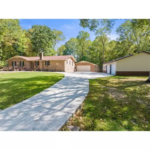 85 Phillips Dr, Winchester, TN 37398