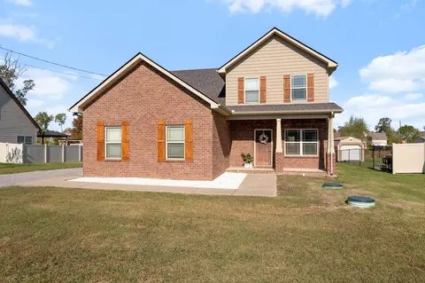 1114 Winding Branch Dr, Christiana, TN 37037