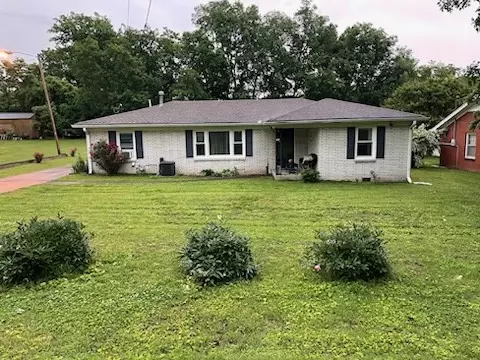 235 Trousdale Ave, Gallatin, TN 37066