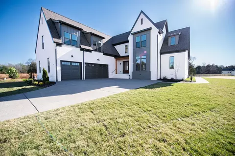 2931 Carisbrooke Dr, Mount Juliet, TN 37122