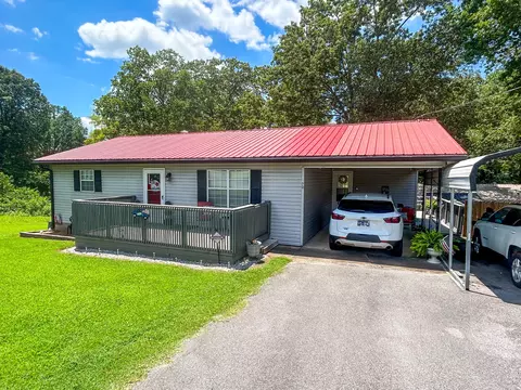 170 Sullivan Dr, Springville, TN 38256