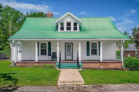 111 Ross Ave, Mcminnville, TN 37110