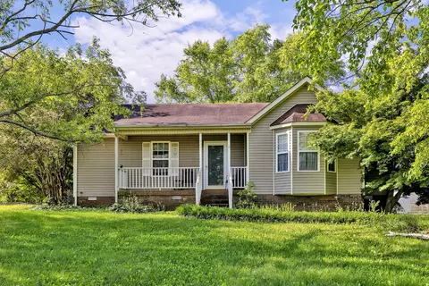 1465 Bridle Ln, Chapel Hill, TN 37034