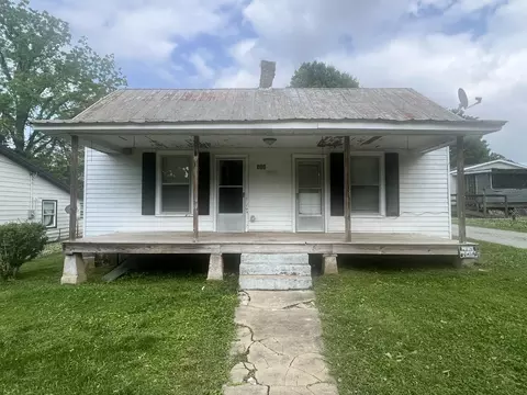 818 N Brown St, Springfield, TN 37172
