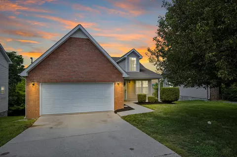 694 Holland Ridge Dr, La Vergne, TN 37086