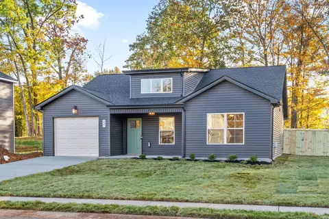 237 Wayne Hall Rd, Clarksville, TN 37040