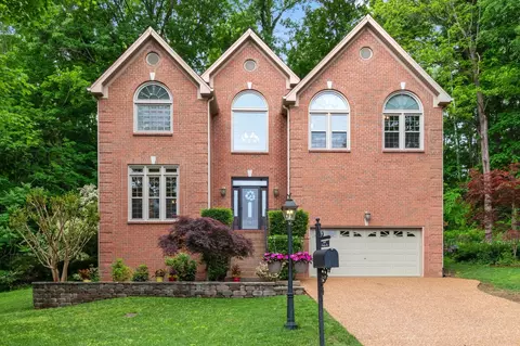 3800 Lakeridge Run, Nashville, TN 37214