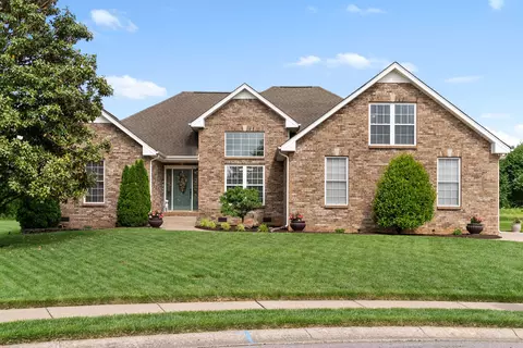 831 Woodstock Ct, Clarksville, TN 37040