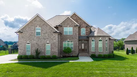 3024 Eliza Dr, Clarksville, TN 37043