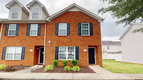 1022 Sitting Bull Xing, Murfreesboro, TN 37128