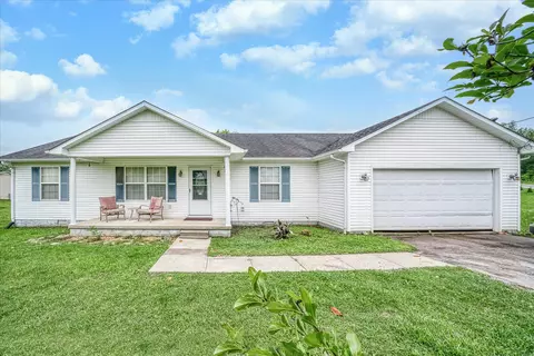 261 Guylene Dr, Sparta, TN 38583