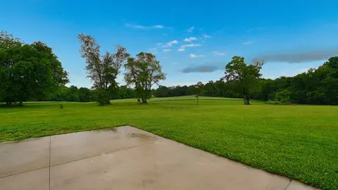 1054 Santee Ct, Springfield, TN 37172 photo 12