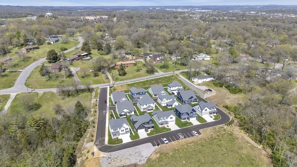 View/Area - 2210 Chadwell Station Ln, Madison, TN 37115 photo 8 of 9