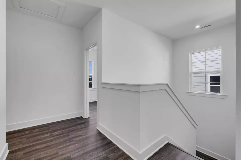Entry Way - 2210 Chadwell Station Ln, Madison, TN 37115 photo 5 of 6