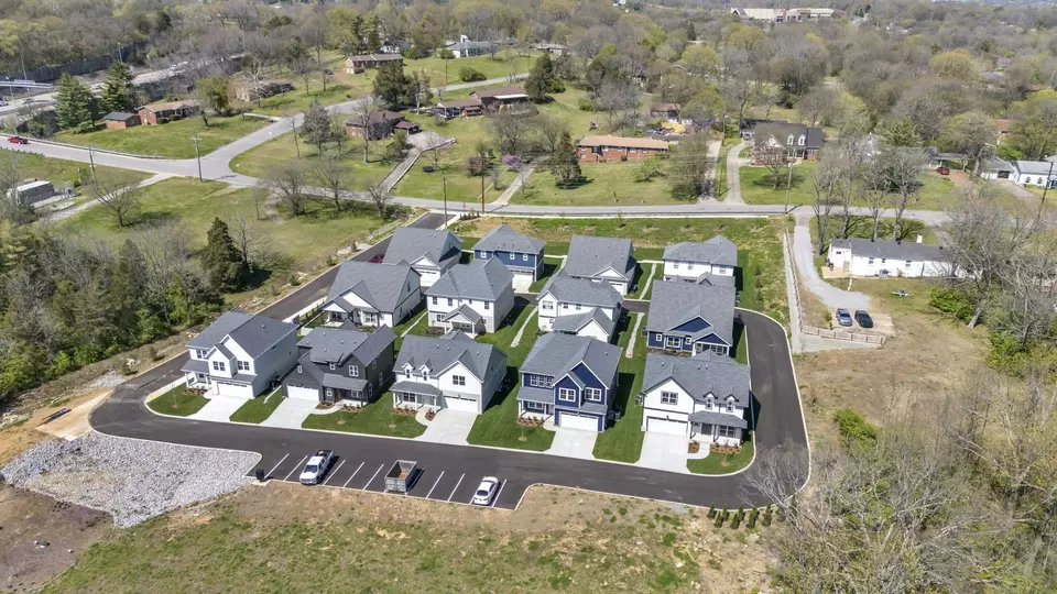 View/Area - 2210 Chadwell Station Ln, Madison, TN 37115 photo 5 of 9