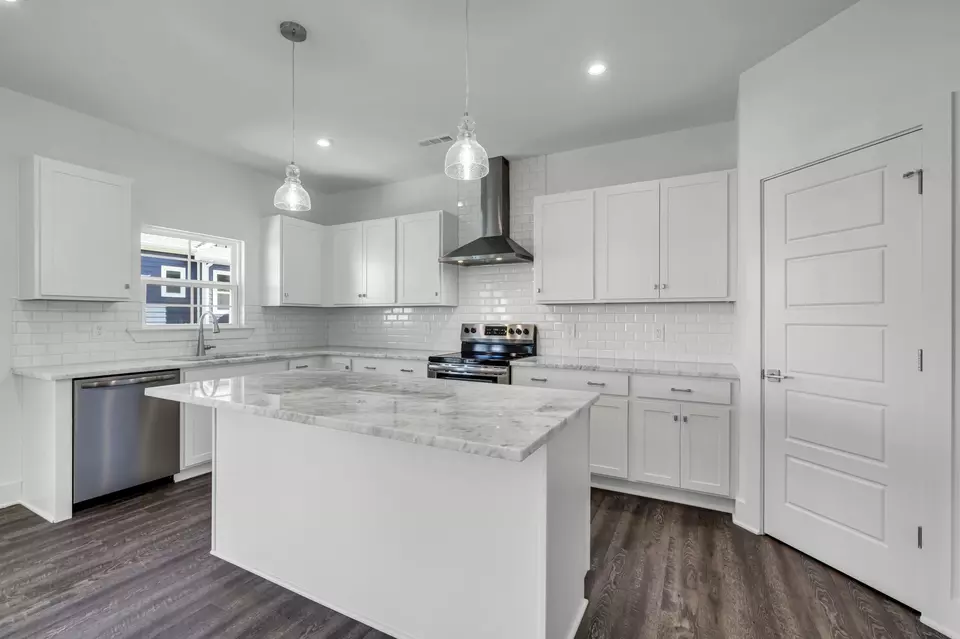Kitchen - 2210 Chadwell Station Ln, Madison, TN 37115 photo 5 of 5