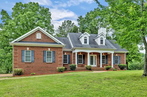 202 Bobwhite Dr, Lyles, TN 37098