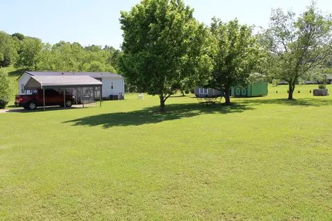 406 Hannah Rd, Pulaski, TN 38478 photo 17
