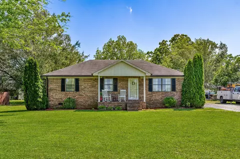 409 Kendra Dr, Smithville, TN 37166