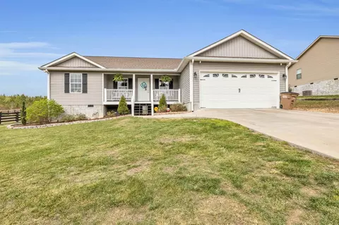 3351 Oscar Nance Rd, Tunnel Hill, GA 30755