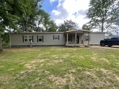 48 Jenkins Village Cir, Red Boiling Springs, TN 37150