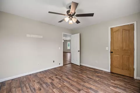 Bedroom - 686 E Main St, Dowelltown, TN 37059 photo 6 of 6