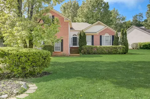 900 Celeste Ct, Mount Juliet, TN 37122
