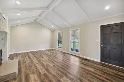 Living - 28 Brookside Ct, Old Hickory, TN 37138 photo 1 of 7