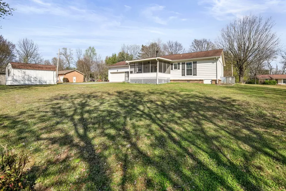 Exterior - 28 Brookside Ct, Old Hickory, TN 37138 photo 14 of 15