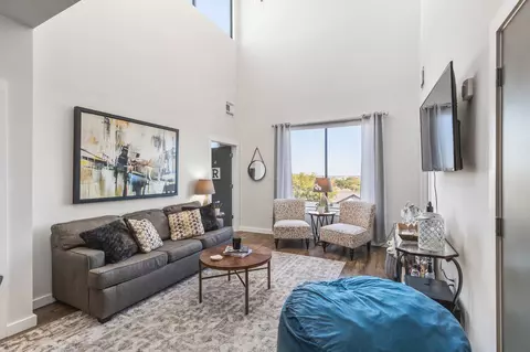 1900 12th Ave S #507, Nashville, TN 37203