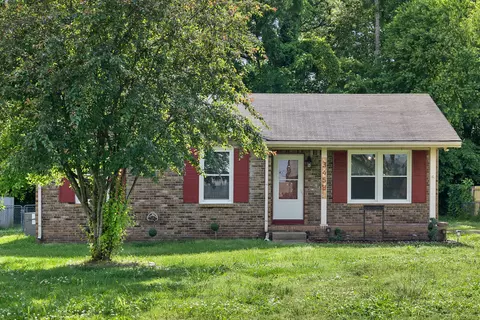 3458 Arvin Dr, Clarksville, TN 37042