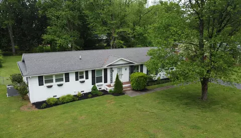 1014 Walton Dr, Murfreesboro, TN 37130