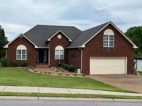 1001 Alexandrea Pl, Hendersonville, TN 37075