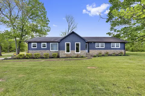 1233 W Ellington Pkwy, Lewisburg, TN 37091