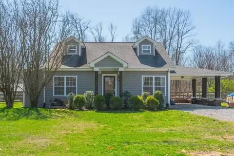 608 S Tunnel Rd, Gallatin, TN 37066